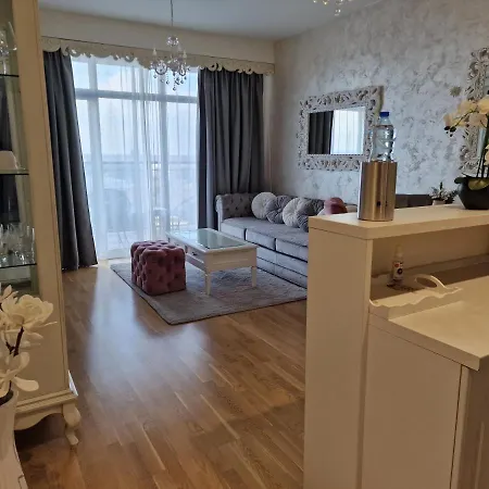 Na Vodi - Bw Vista Luxury Apartment *