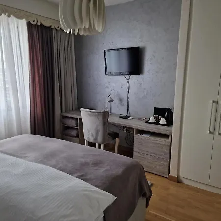Na Vodi - Bw Vista Luxury Apartment